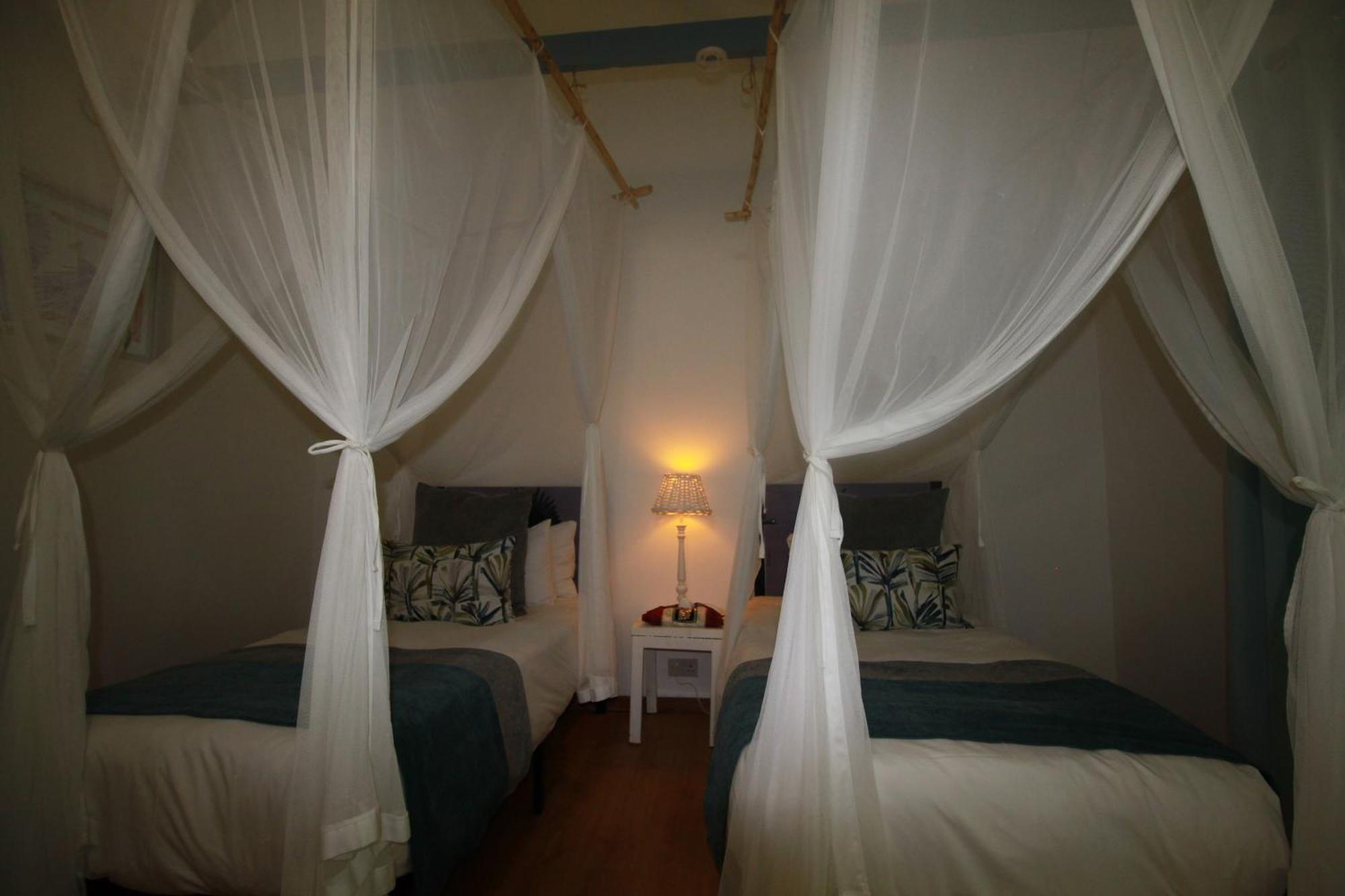 The Old House Bed & Breakfast Kasane Exterior photo